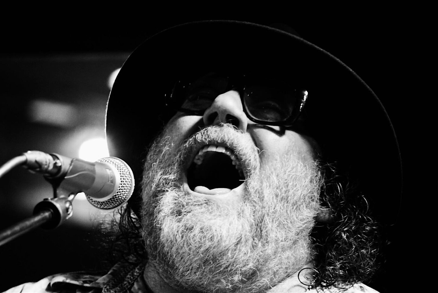 Tom Hunter Presents A Soave Christmas! Crooners Supper Club